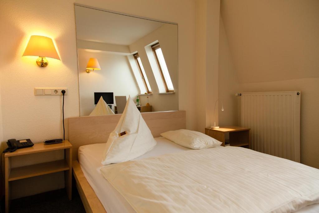 Hotel Moerser Hof Екстериор снимка