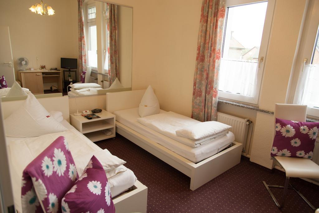 Hotel Moerser Hof Екстериор снимка