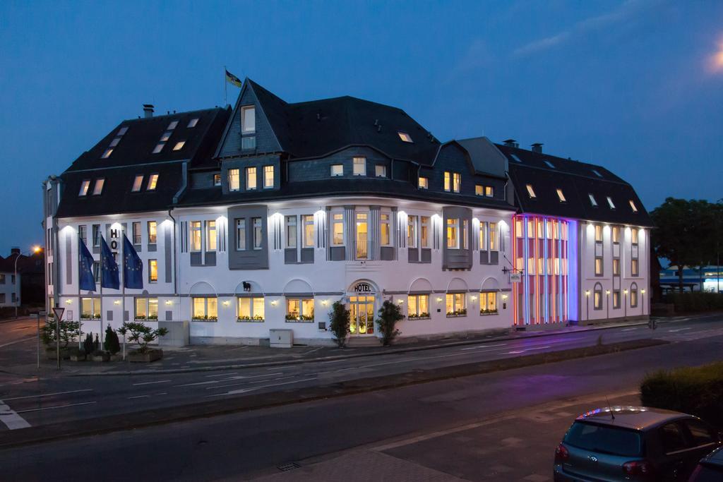 Hotel Moerser Hof Екстериор снимка