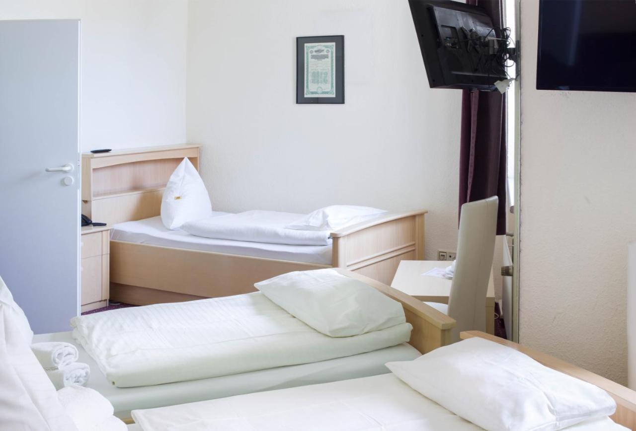 Hotel Moerser Hof Екстериор снимка