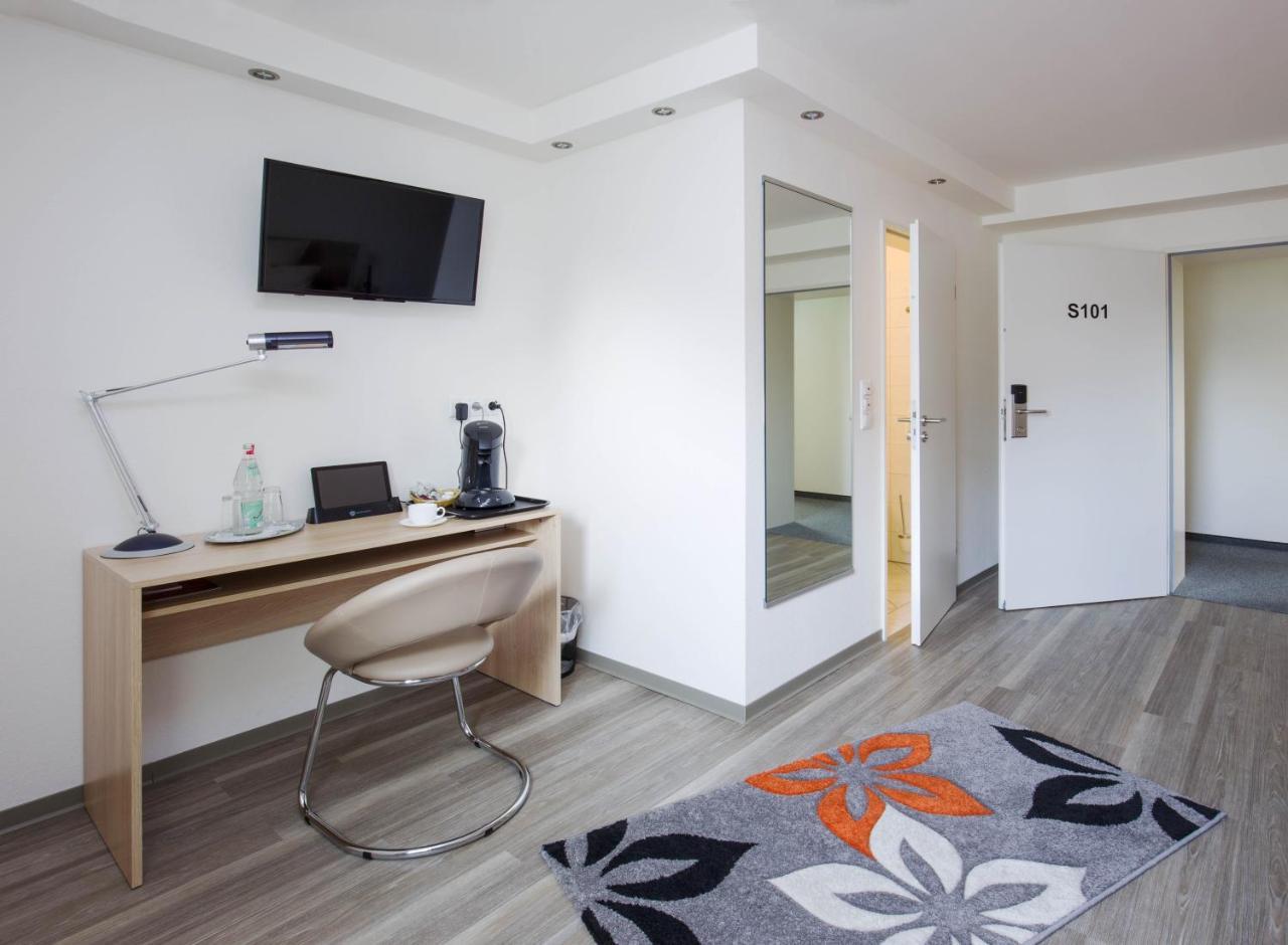 Hotel Moerser Hof Екстериор снимка